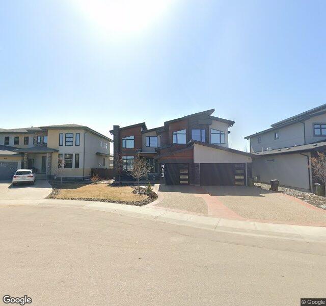 Street view of 913 Wood Place NW, Edmonton