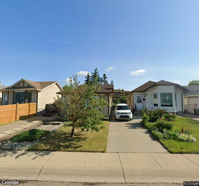 Street view of 135 Hyndman Crescent NW, Edmonton