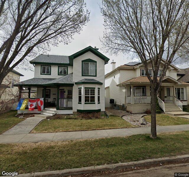 Street view of 1712 Tomlinson Cm NW, Edmonton
